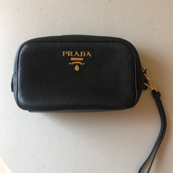 prada daino wristlet